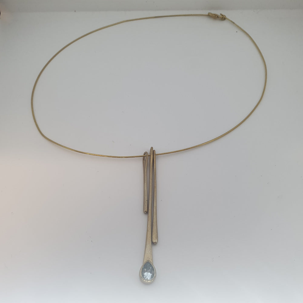 9ct Yellow Gold Long Necklace with Aquamarine.