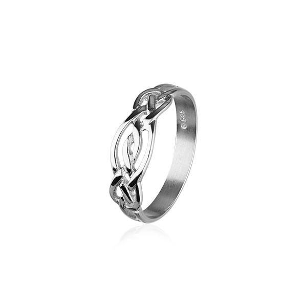 Celtic Ring in Silver or Gold - R174