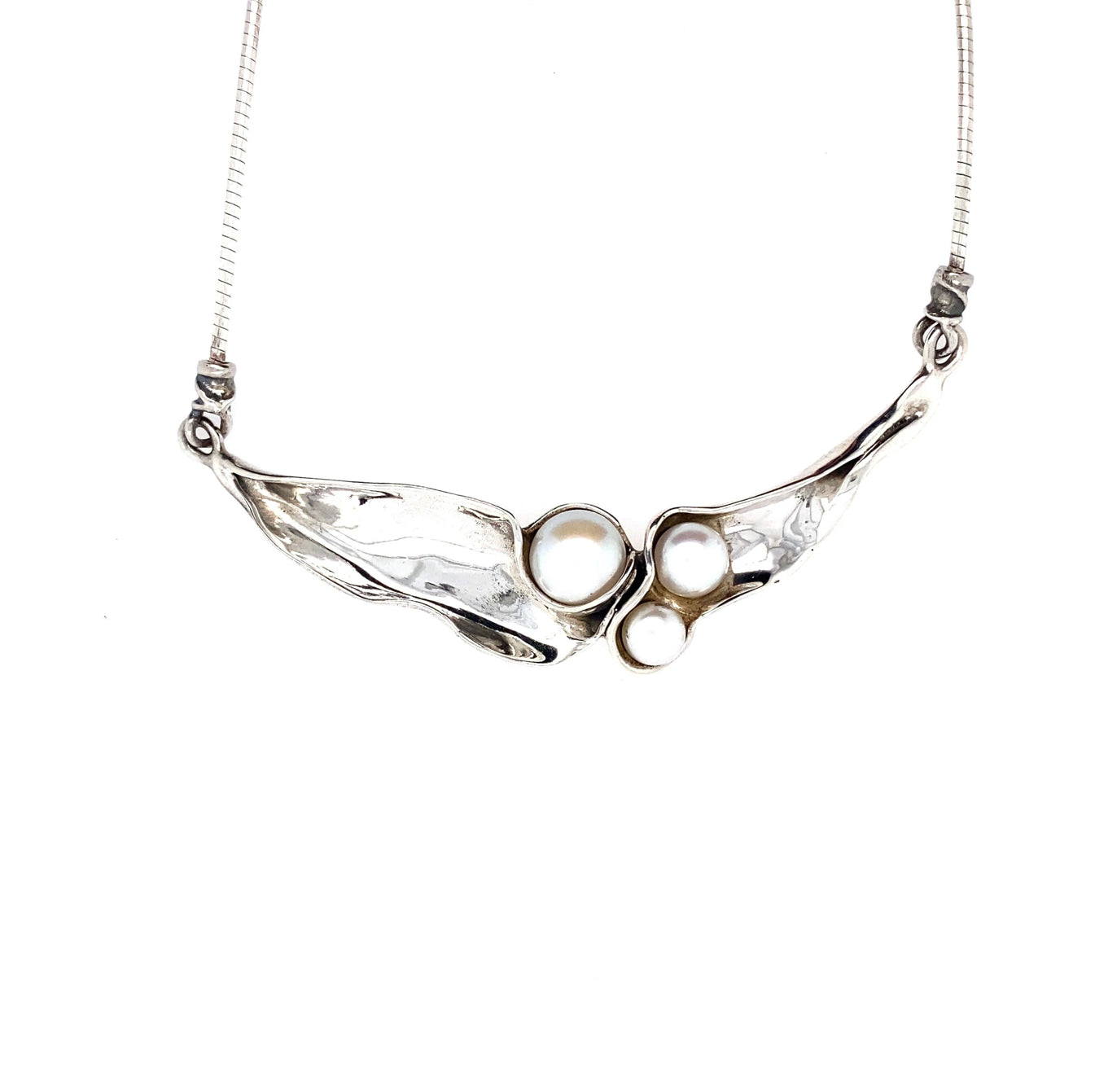 Sterling Silver & Pearl Necklace -L112 WP