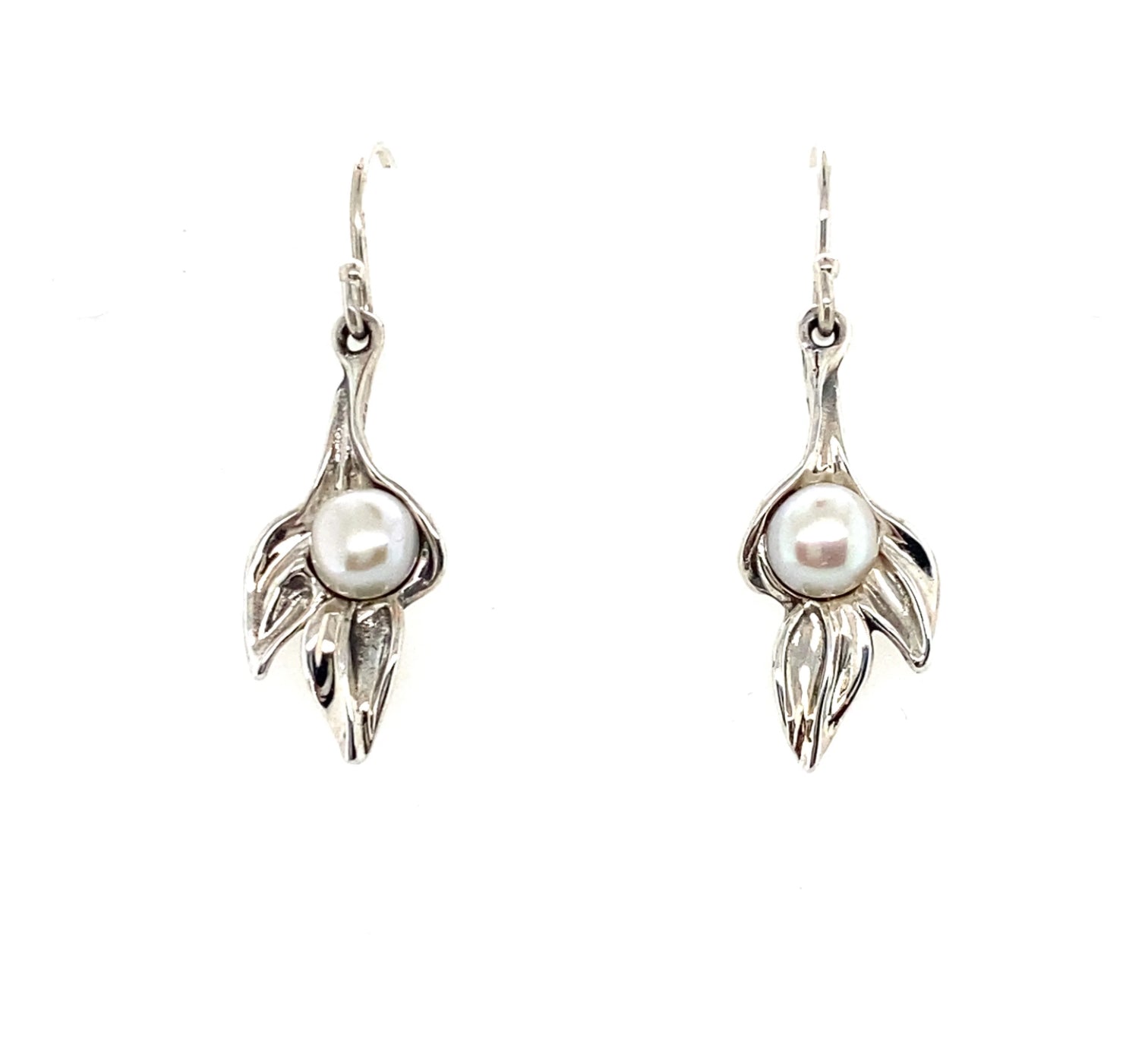 Sterling Silver & Pearl Earrings N213