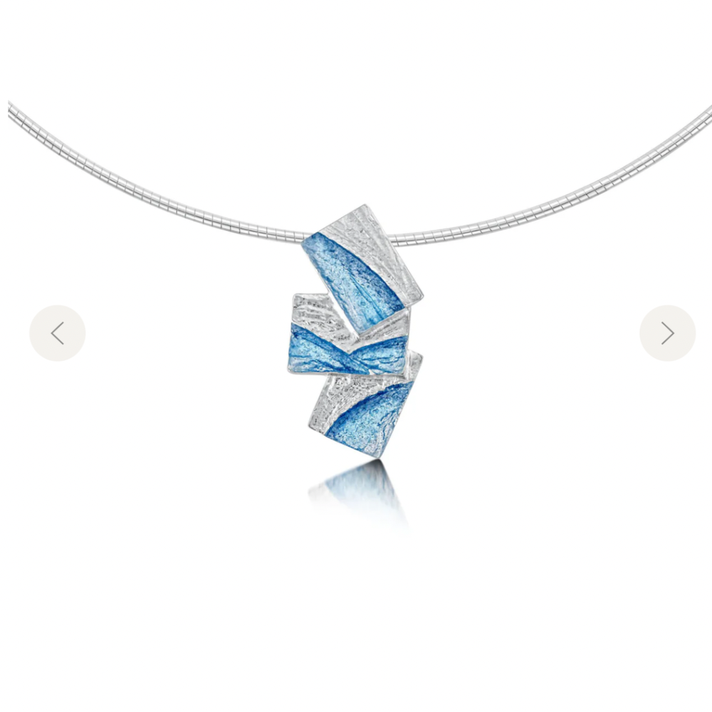 Flagstone Pendant - EN0137 Shelia Fleet