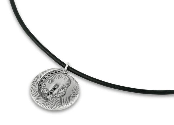 Otter Small Pendant on Leather Aurora