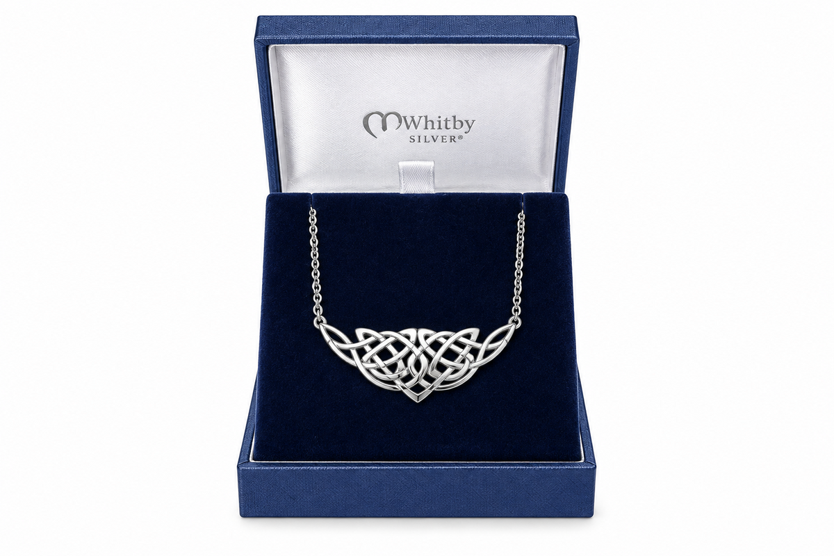 Silver Celtic Knotwork Pendant - C82 Mithril
