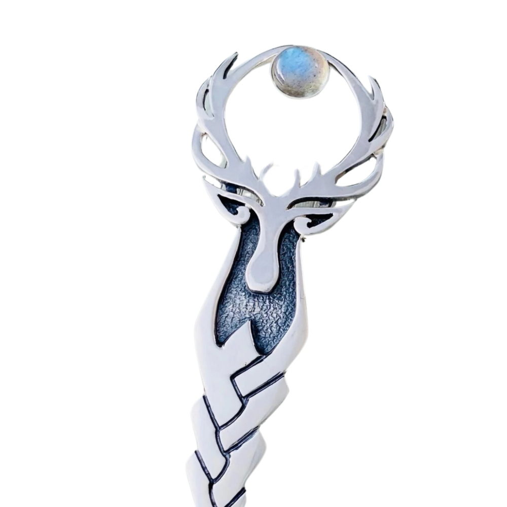 Highland Stag Kilt Pin.