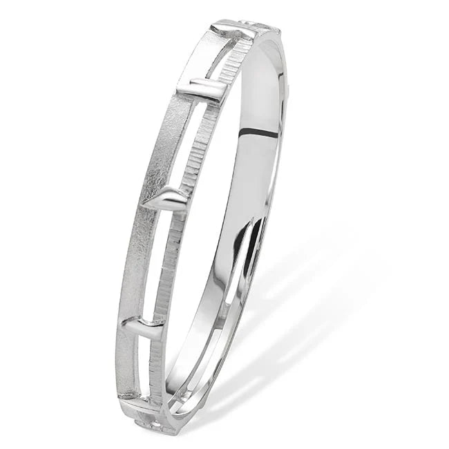 Ring of Brodgar Sterling Silver Bangle - 140041 Aurora