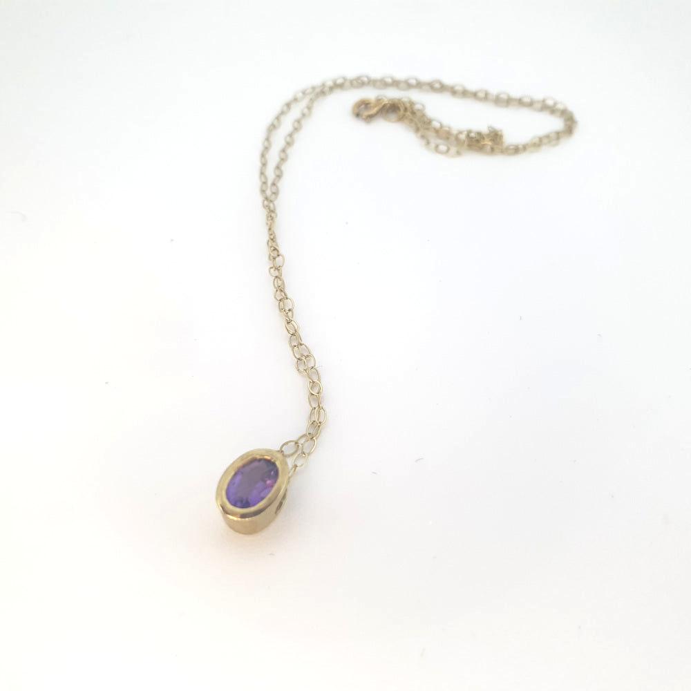 9ct Yellow Gold and Amethyst Pendant