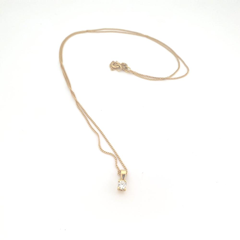 18ct Yellow Gold and Diamond Pendant