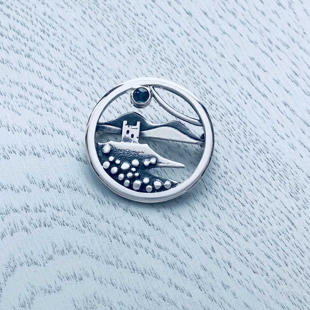 Castle View Brooch - CRJ-46 Bro
