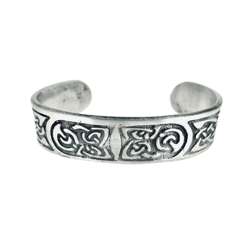 Pewter Celtic Knot Bangle.MBN2 Pewtermill