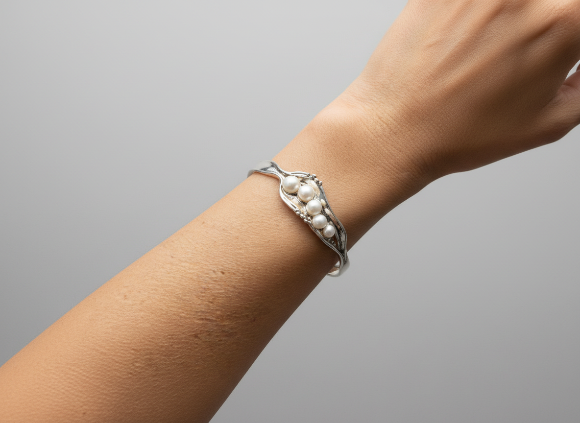 Designer Silver And Pearl Bangle D313