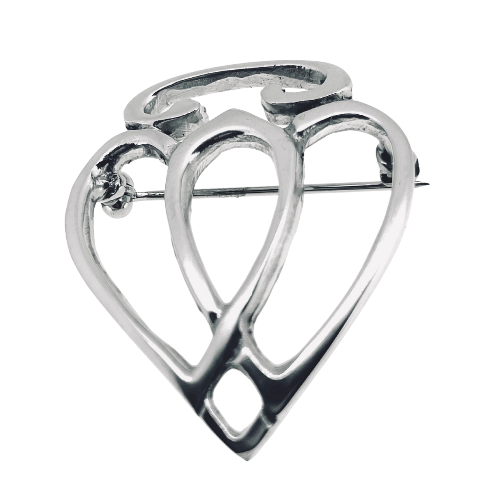 Pewter Claddagh Heart Brooch.pb4 Pewtermill