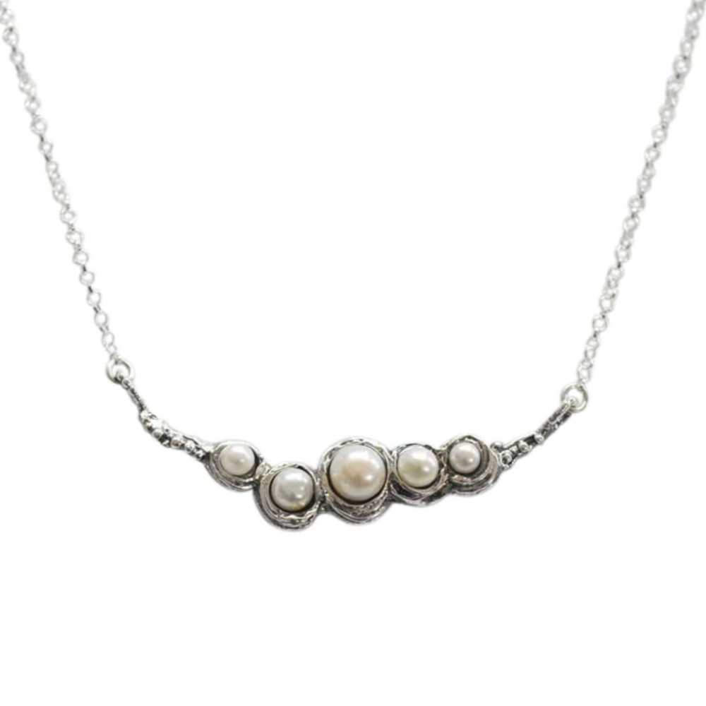 Silver and Pearl Necklace21033k Annabel
