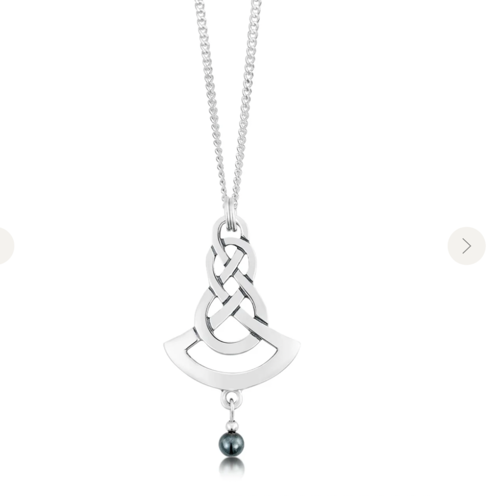 Lovers Knot Pendant - SP25 Shelia Fleet