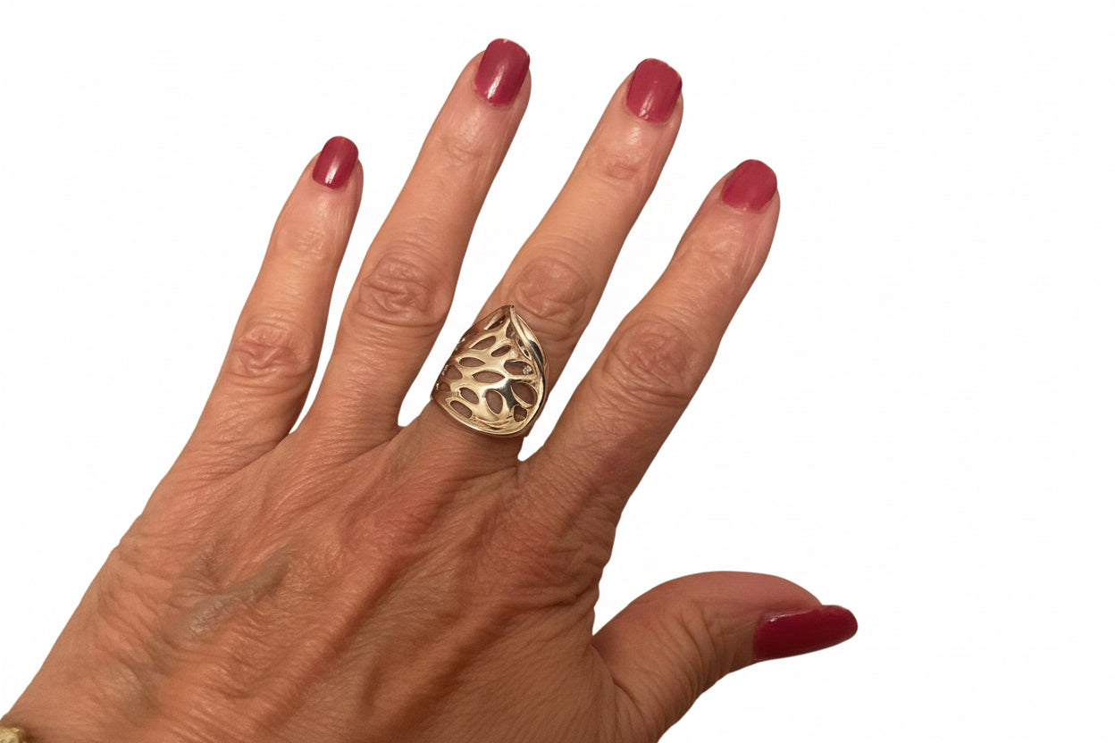 Sterling Silver Ring -L421