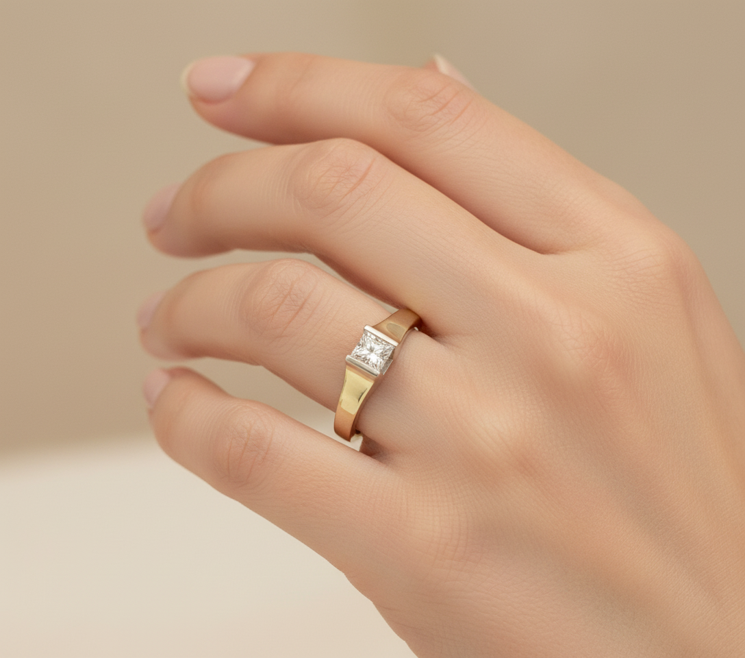 18ct White Gold Princess Cut Diamond Engagement Ring - 0.34ct - 0.40ct