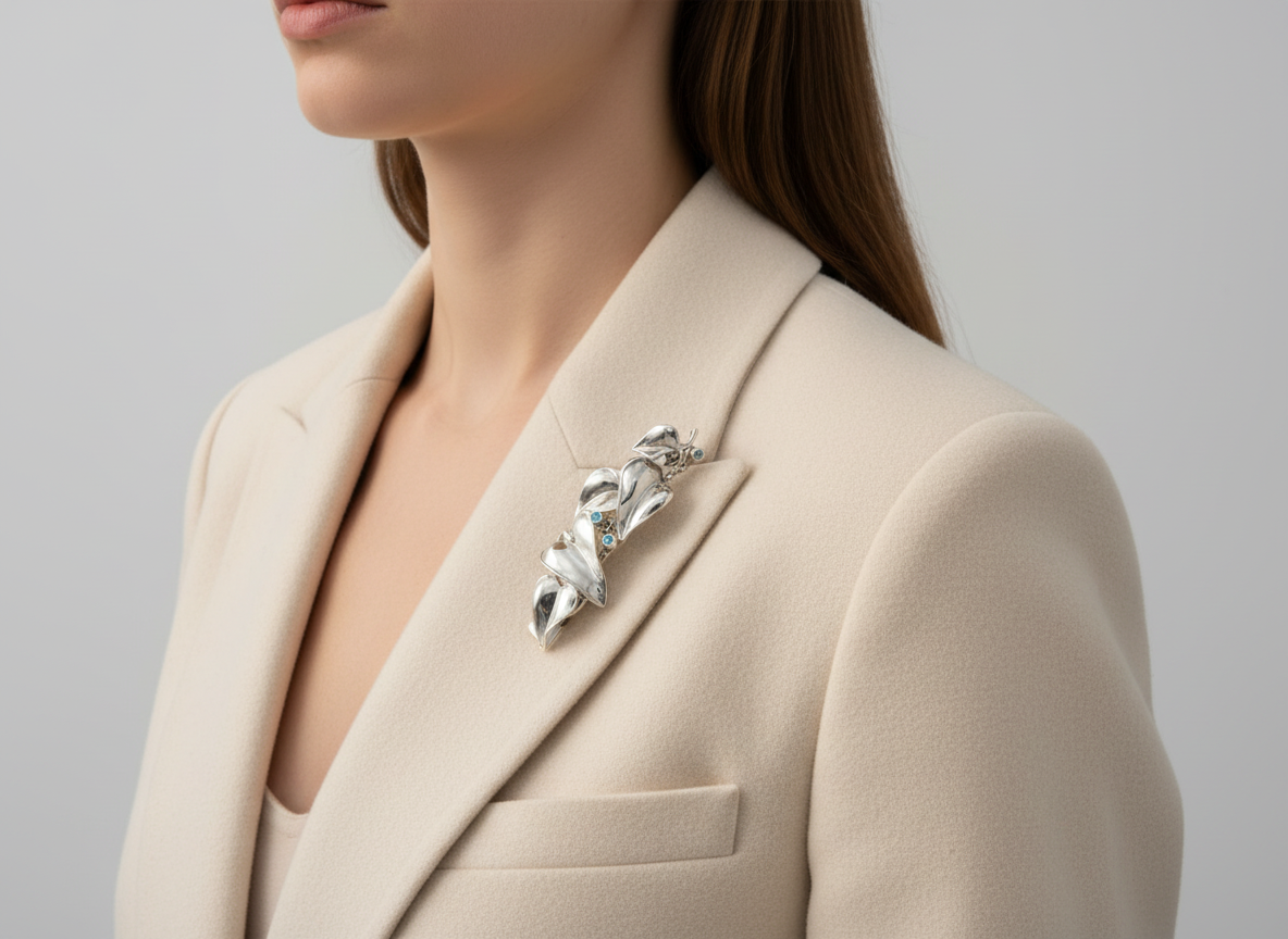 Sterling Silver Blue Topaz Brooch D426