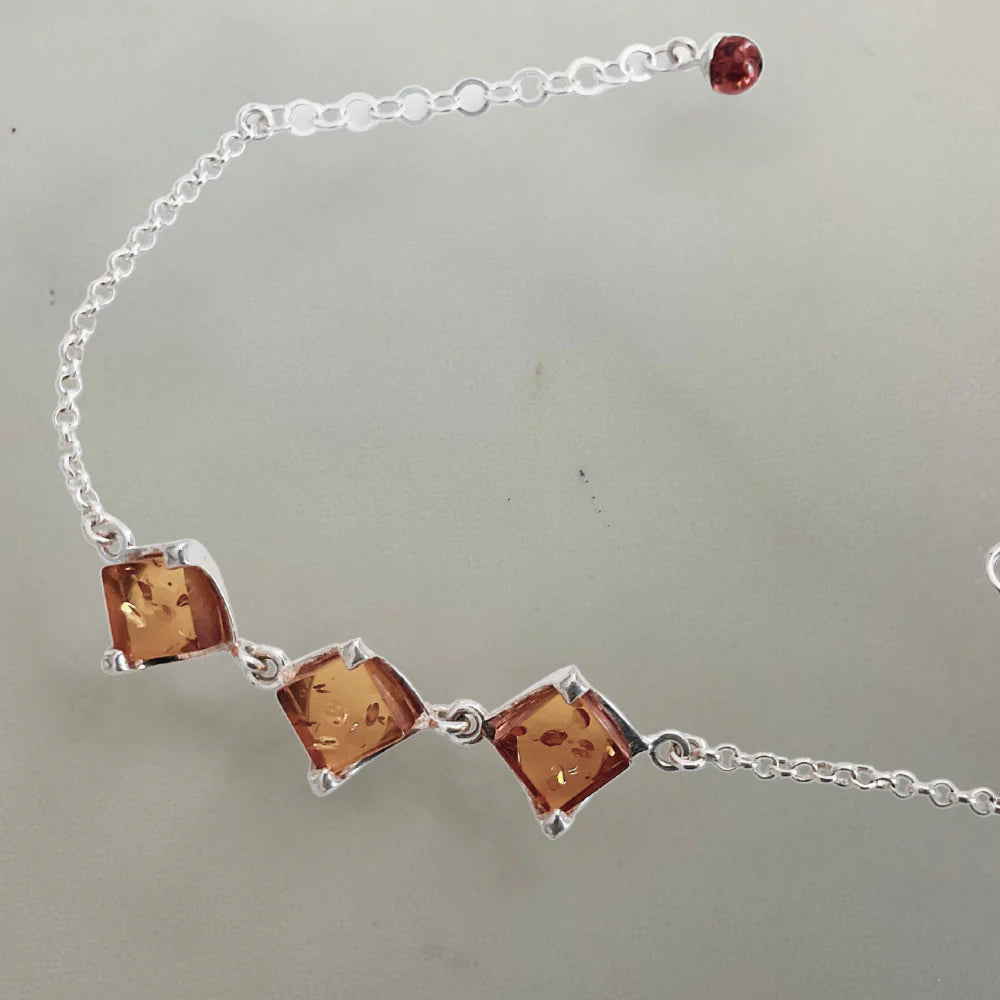 Sterling Silver and Amber Bracelet. Chain style B3