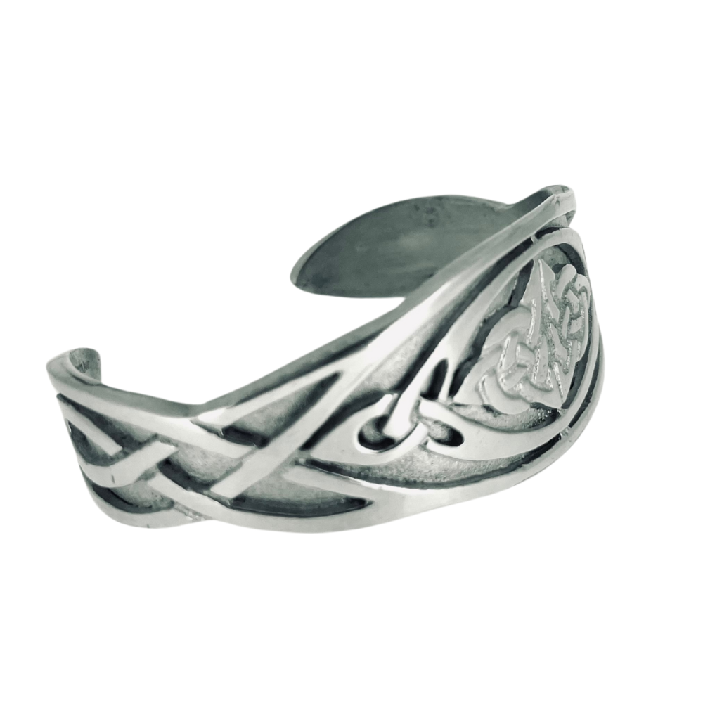 Pewter Celtic Knot Bangle.BN11 Pewtermill
