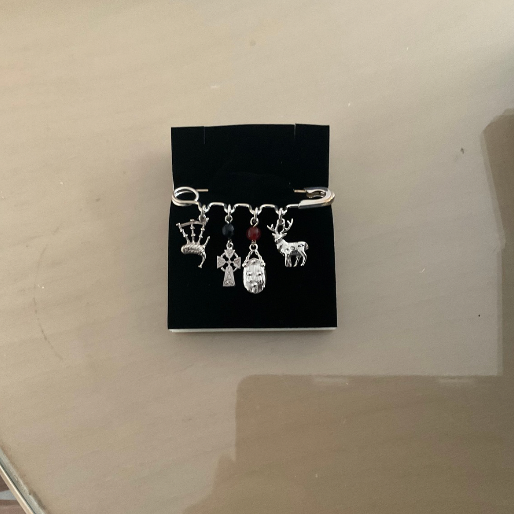 Fabulous Scottish Charm Silver Brooch -one left. Ortak