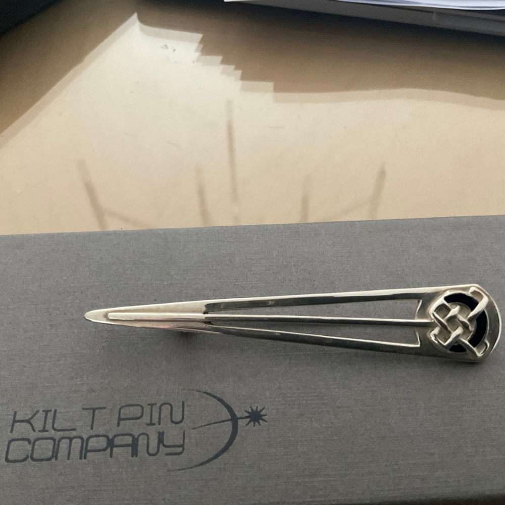 Sterling Silver Kilt Pin - 828k