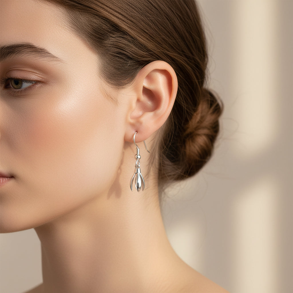 Silver Snowdrop Earrings 1.5 cm - 13115-1 Aurora