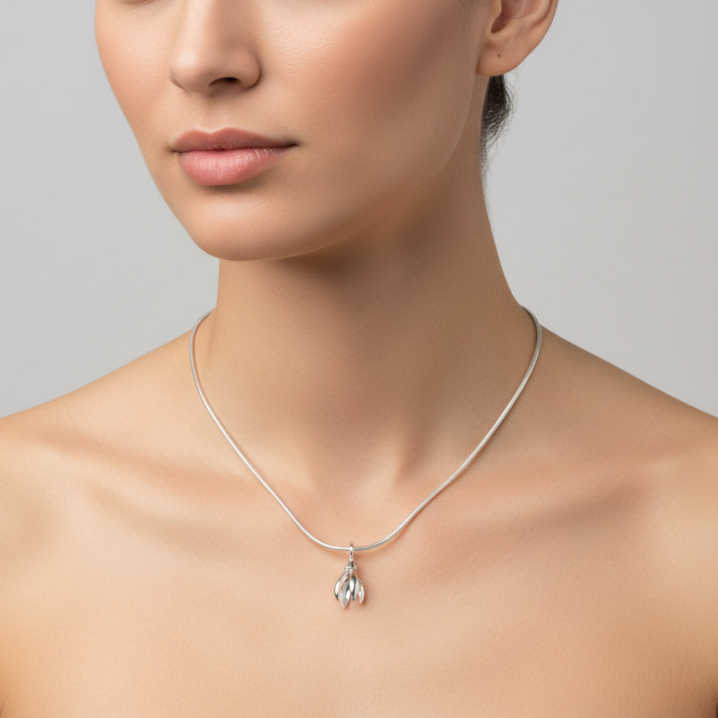 Sterling Silver Snowdrop Pendant - 12115-1 Aurora