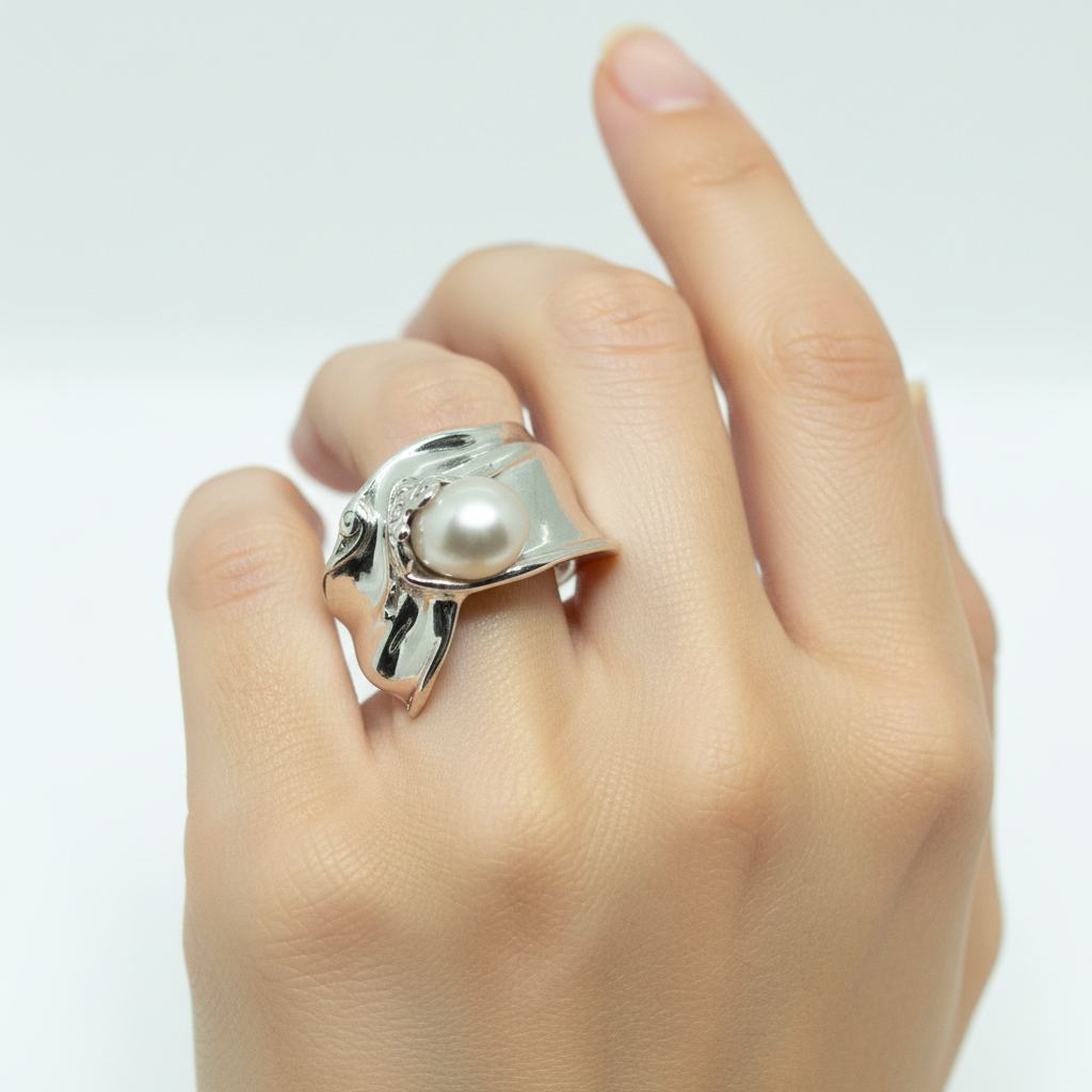 Sterling Silver And Pearl Ring -G114