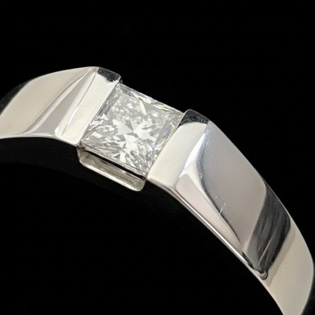 18ct White Gold Princess Cut Diamond Engagement Ring -25ct- 0.33ct - 0.40ct