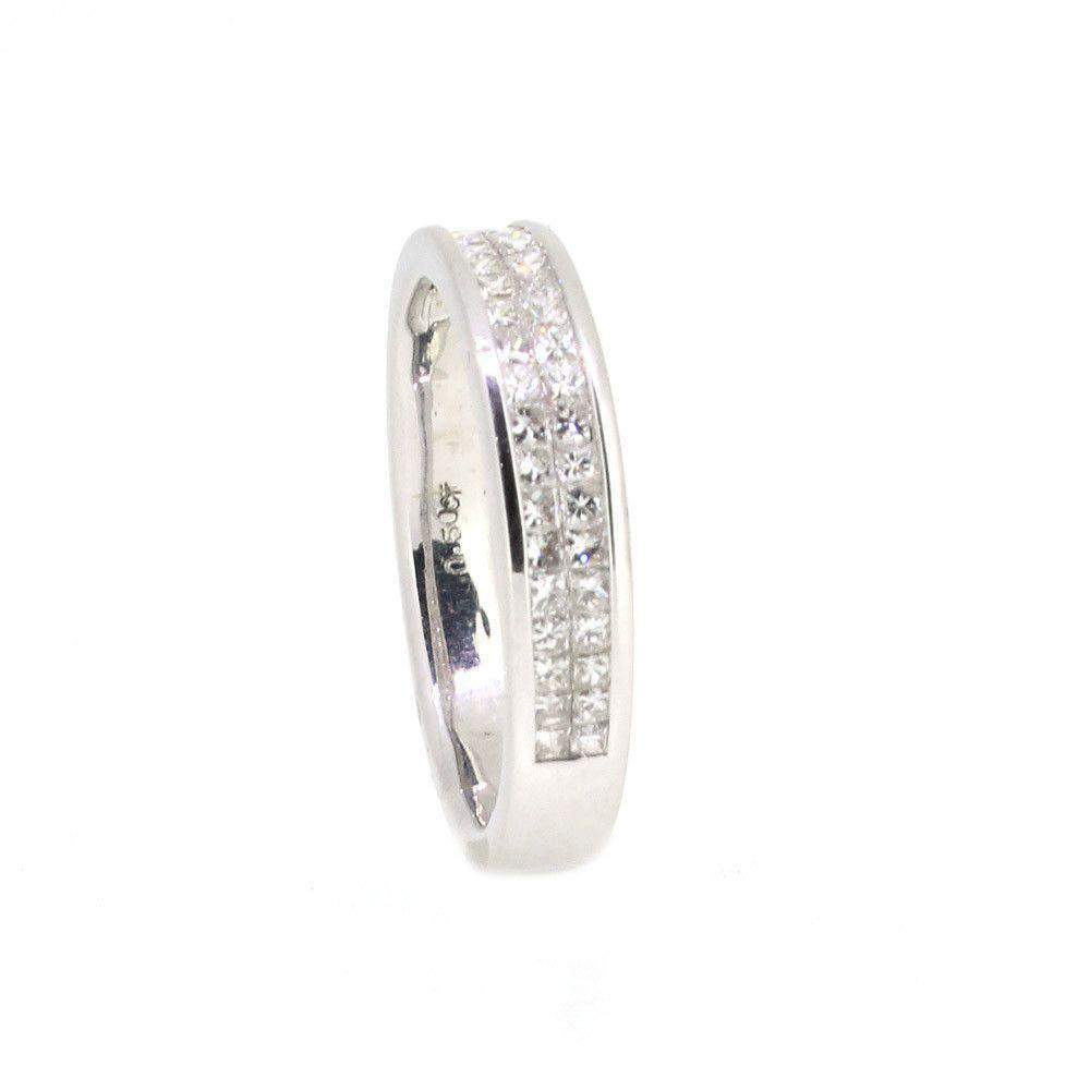 18 Carat White Gold Diamond Ring 113-Ogham Jewellery