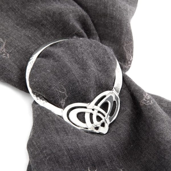 Pewter Celtic Knot Scarf Ring.
